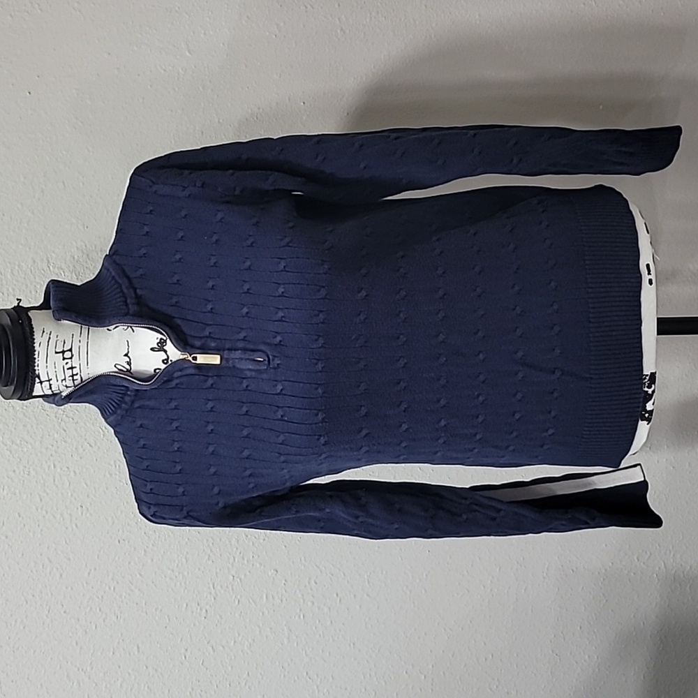 Knit sweater